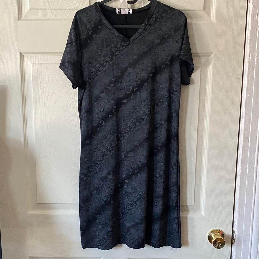 Vintage 90’s Es Se Women’s Size L Black Patterned V-Neck Women's Dress